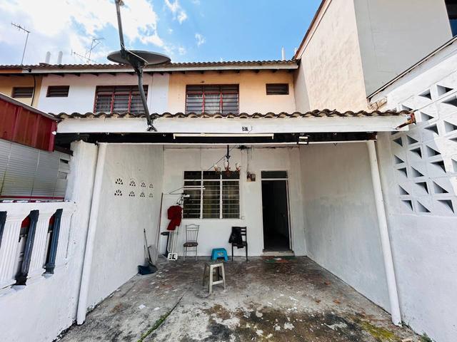 Double Storey Terrace Jalan Simbang Taman Perling