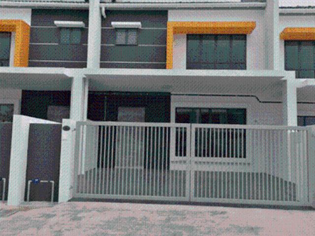 Double Storey Terrace Laman Gapimas Serendah Selangor