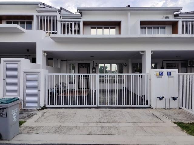 Double Storey Terrace Laman Sendayan Sendayan