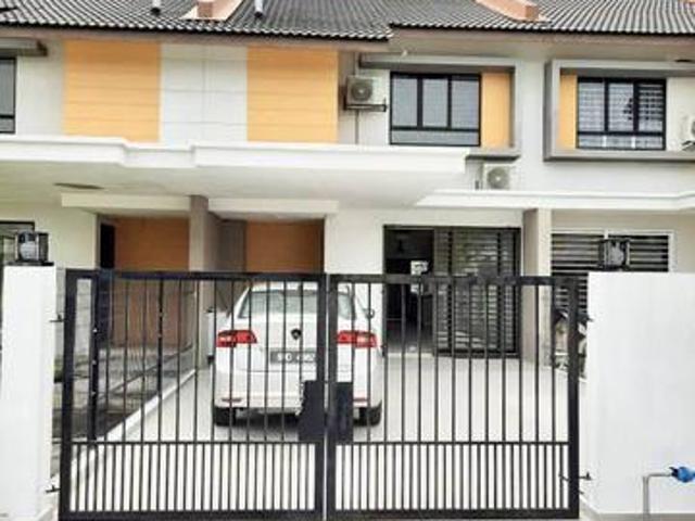 Double Storey Terrace Mahkota 1 Jalan Galaksi Bandar Mahkota Banting