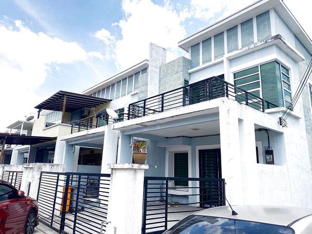 Double Storey Terrace Nusari Aman 2 Bandar Sri Sendayan Seremban