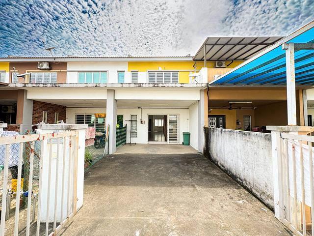 Double Storey Terrace Seksyen 6Bandar Rinching semenyih