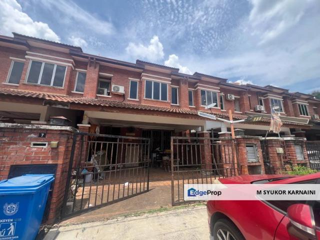 Double Storey Terrace Seksyen U10, Alam Budiman, Shah Alam, Selangor