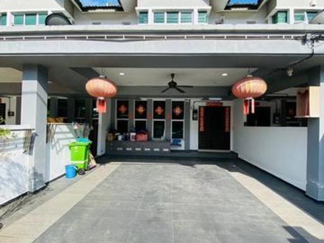 Double Storey Terrace Pandan Damai Taman Tas Kuantan