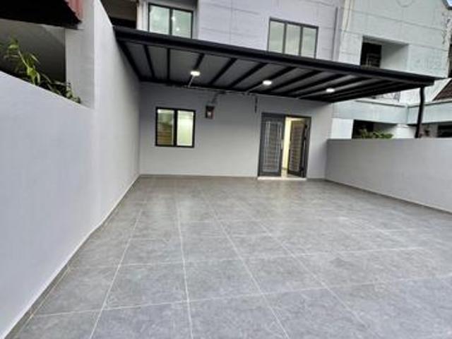 Double Storey Terrace Permas Jaya