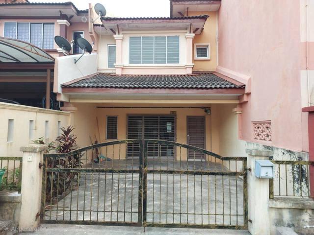Double Storey Terrace Prima Saujana Kajang
