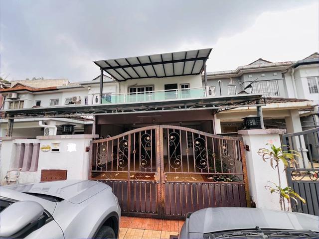 Double Storey Terrace PUJ 9 Taman Puncak Jalil Bandar Putra Permai