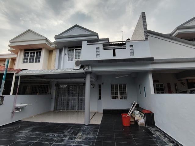 Double Storey Terrace Tmn Merdeka