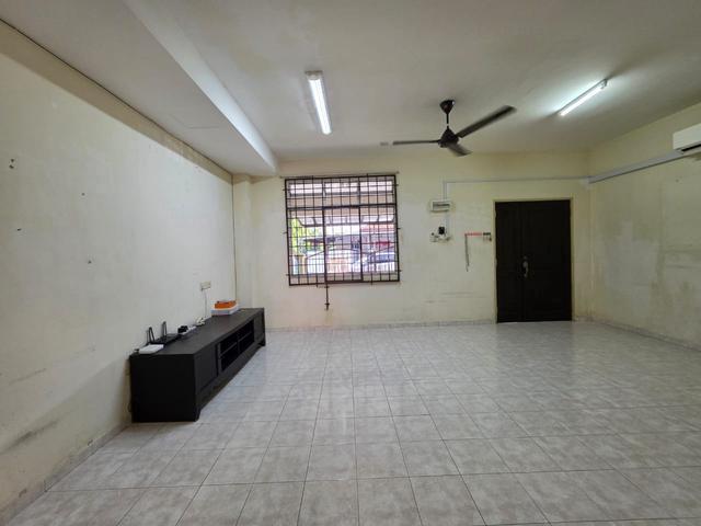 Double Storey Terrace Tmn Angkasanuri Batu Berendam