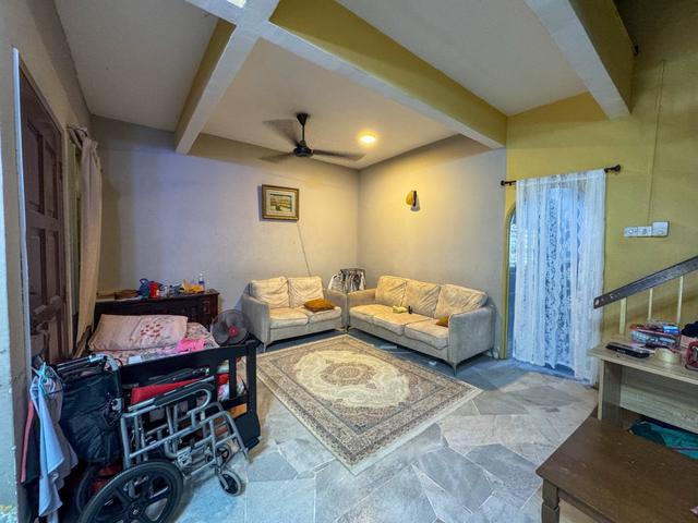 Double Storey Terrace Taman Kinrara Seksyen 2 Puchong