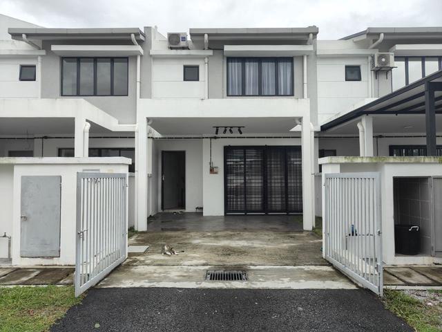 Double storey terrace Taman Jenderam Idaman for sale