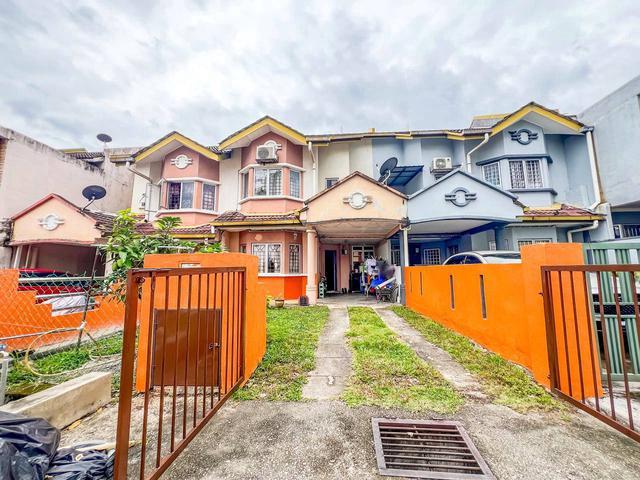 Double Storey Terrace Taman Lestari Putra LEP 4 Seri Kembangan
