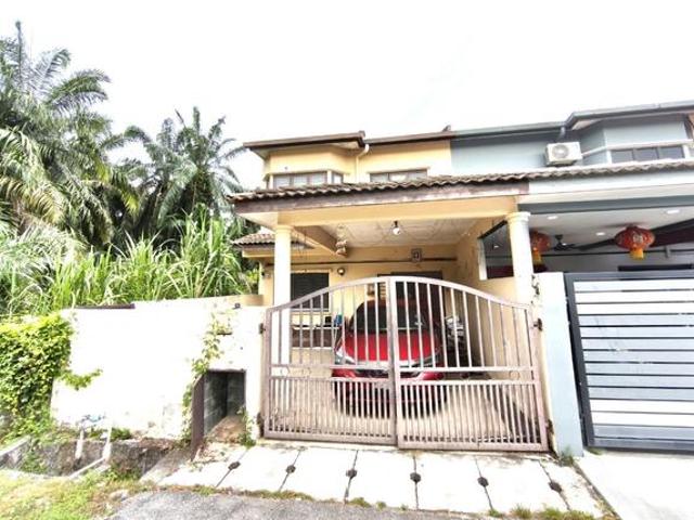 Double Storey Terrace Taman Merak 2 off Jalan Bukit Kapar Klang