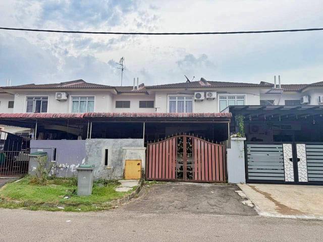 Double Storey Terrace Taman Nusantara Gelang Patah