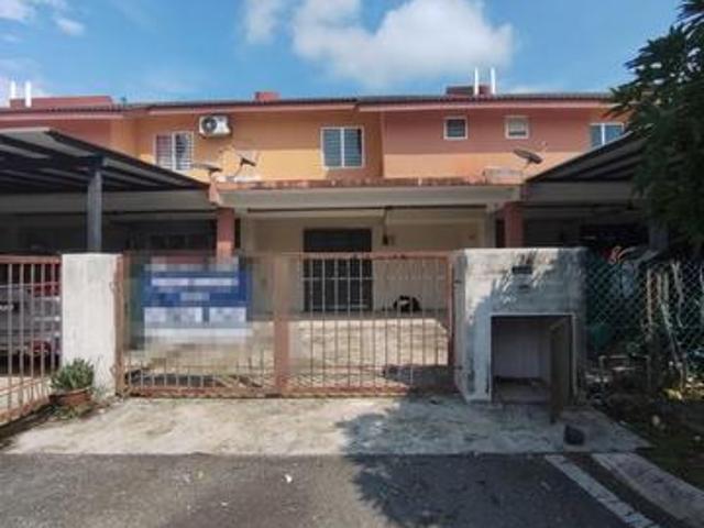 Double Storey Terrace Taman Salak BaiduriBandar Baru Salak Tinggi