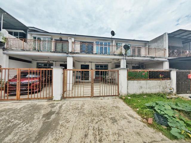 Double Storey Terrace Taman Scientex Kulai
