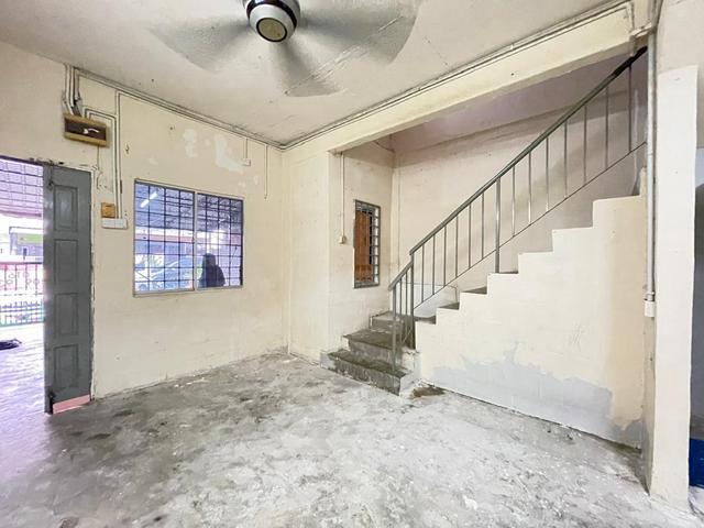 Double Storey Terrace Taman Pelangi Rawang