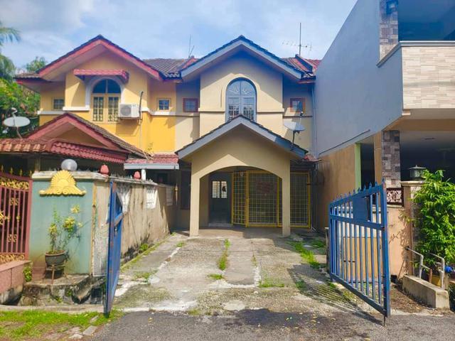 Double Storey Terrace Taman Puchong Perdana Puchong