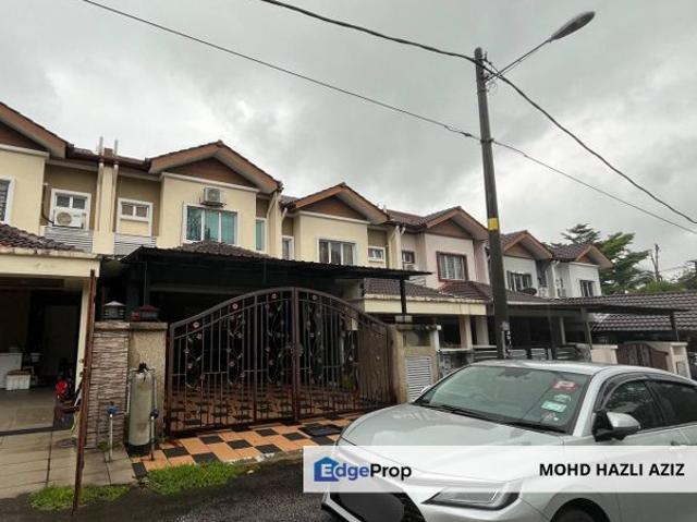 Double Storey Terrace Taman Puncak Saujana Seksyen 3 Kajang
