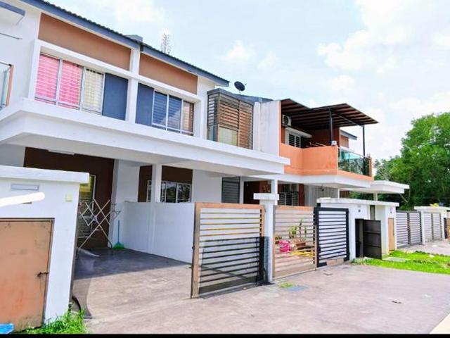 Double Storey Terrace Taman Ruby Dengkil