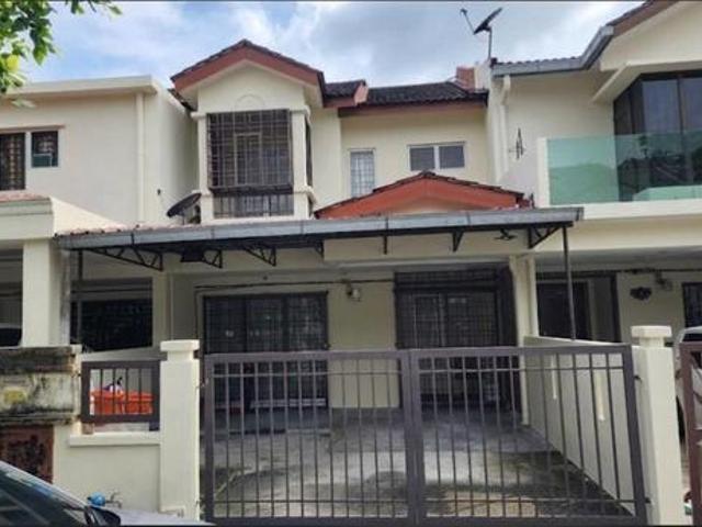 Double Storey Terrace Taman Universiti Jalan Cerdik Bangi Near UKM