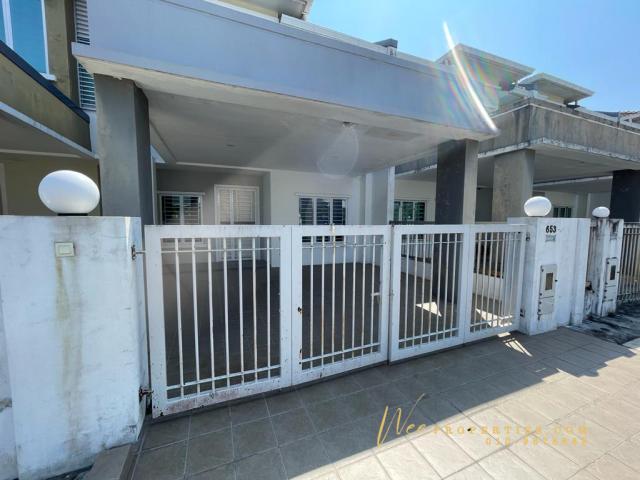 Double storey terrace @ TT3