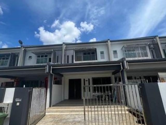 Double Storey Terrace Uni Central Samarahan For Sale