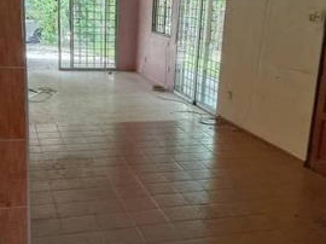 Double Storey Terraced Bukit Sentosa Rawang Selangor
