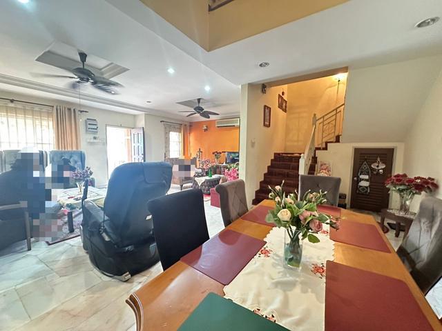 Double Storey USJ3C Gated Guarded Facing Open