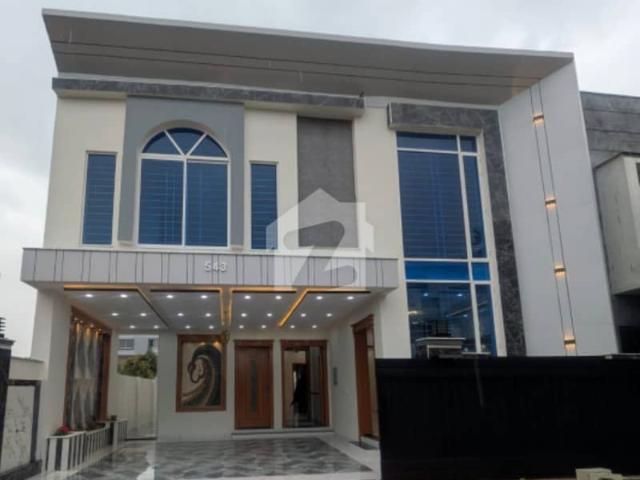 Double Storey 10 Marla House Available In Top City 1 Block A For Sale