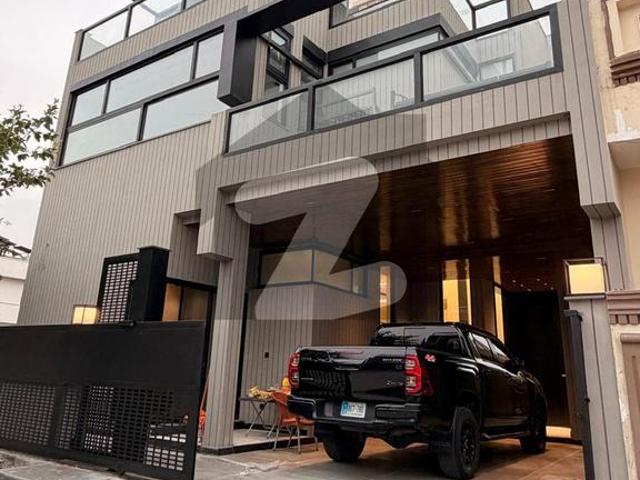 Double Storey 10 Marla House For Sale In Top City 1 Block A Islamabad Top City 1 Block A