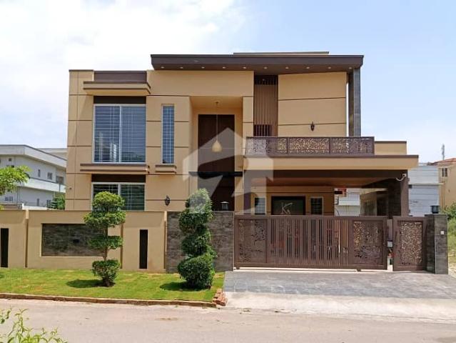Double Storey 1 Kanal House Available In DHA Phase 1 Sector C For Sale