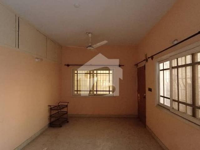 Double Storey 240 Square Yards House Available In Gulshan E Iqbal Block 5 For Sale