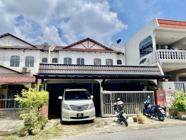 Double Storey 28 X 110 SQFT