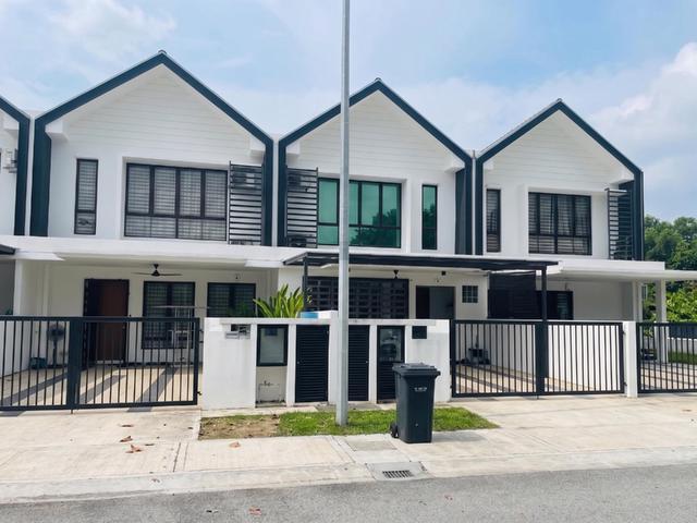 Double Storey 22x80 Avis 2 Setia Alam Sari Bangi
