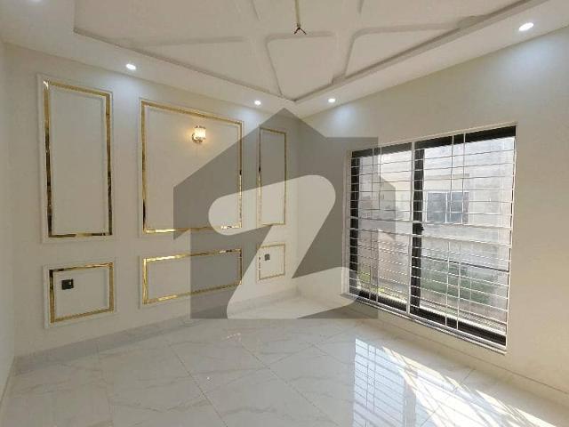 Double Storey 5 Marla House For sale In Park View City