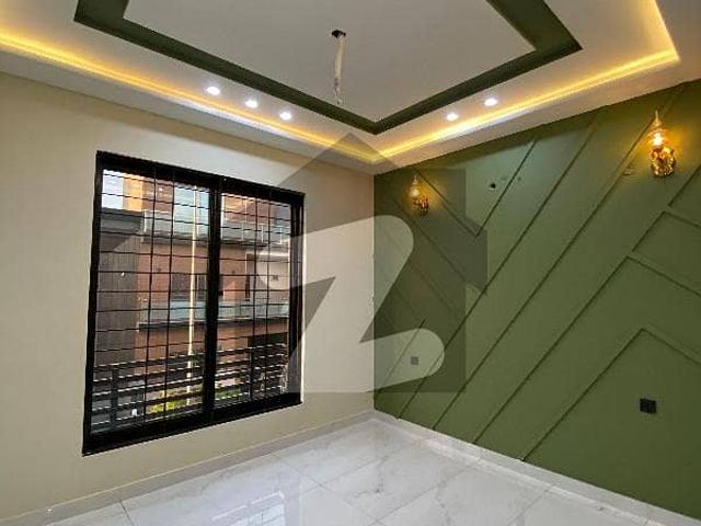 Double Storey 5 Marla House For sale In Park View City Tulip Overseas Lahore