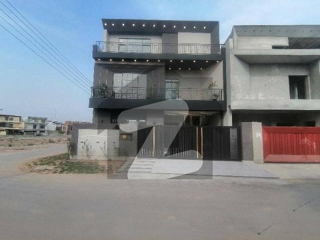 Double Storey 7 Marla House For sale In Buch Villas Phase 2 Manik Block Multan