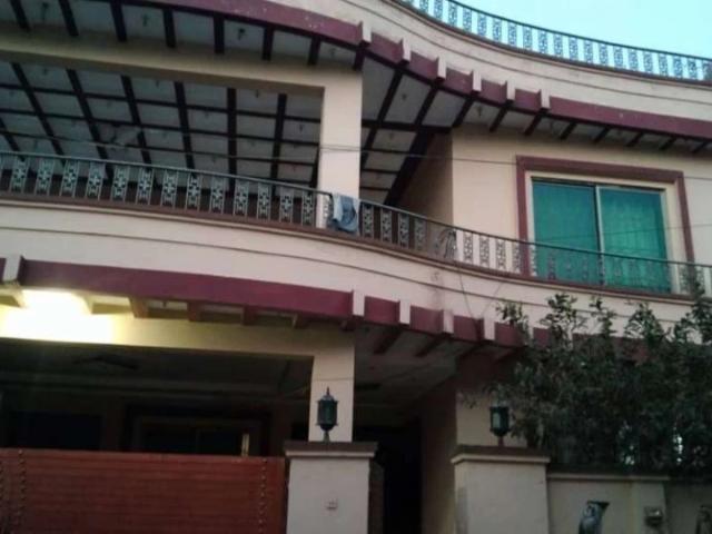 Double story 12 marlas house for sale. Rawalpindi Dhamyal Road ID 61344