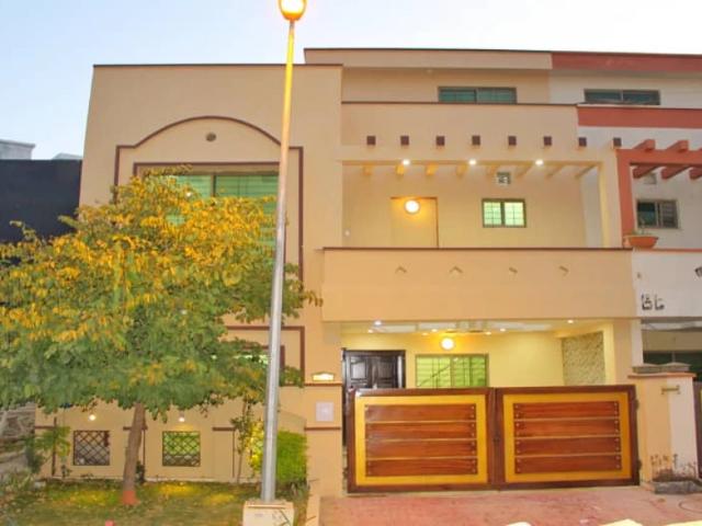 Double Story 7 Marla House With 3 Marla Extra Land For Lawn On Back Si Rawalpindi Bahria Town Rawalpindi ID 81140
