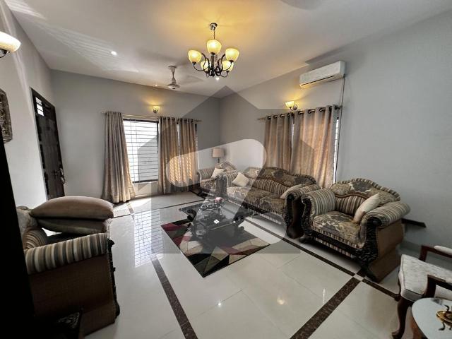Double Story Bungalow West Open 8 year ago constructed Gulshan e Iqbal Block 4