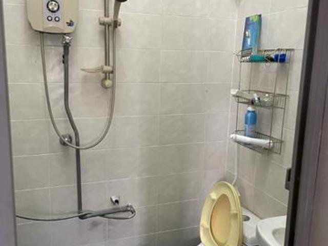Double story house in tmn pandan mewah ampang for sale