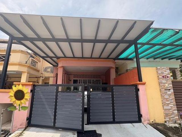 Double story terraced house
