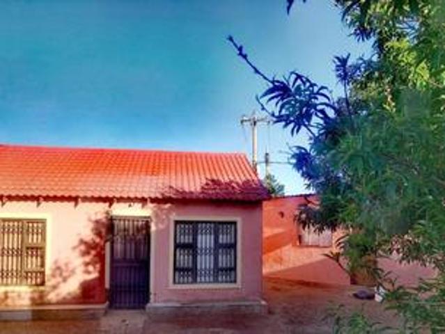 double property in one stand orange.