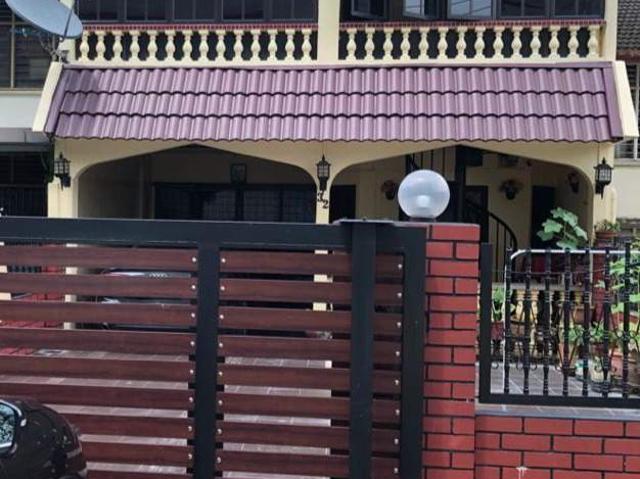 Double Room to let