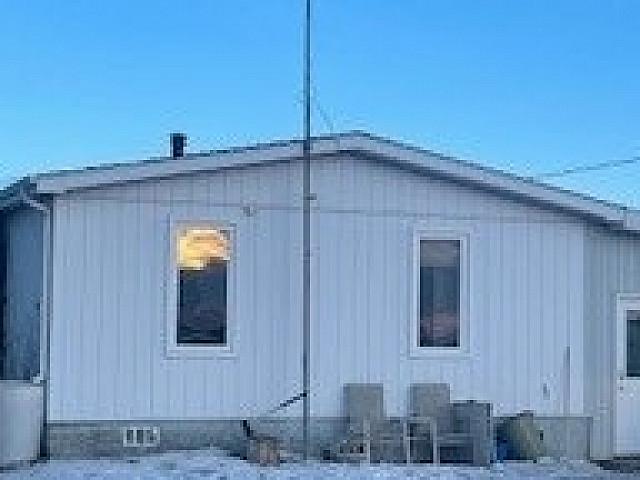 Double Wide Mobile Home To Be Moved