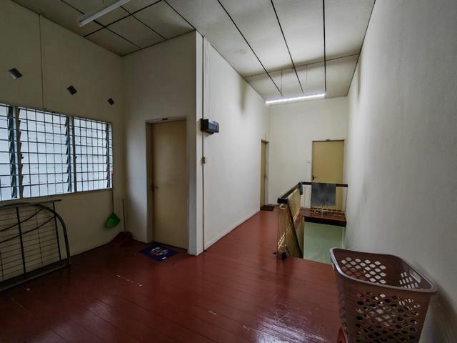 Double terrace air itam 2000sf