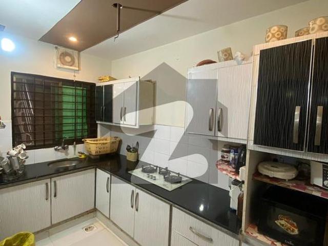 Double unit 5 marla house available for sale near umt with gas connection in johar town block d johar town phase 1 block d