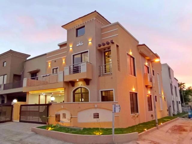 Double Unit 7 Marla Corner House For Sale Bahria Town Phase 8 Abu Bake Rawalpindi Bahria town ID 78750