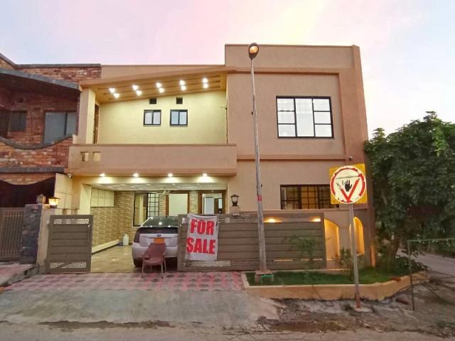 Double Unit 8 Marla Main BW Corner House For Sale Bahria Town Phase 8 Rawalpindi Bahria town ID 80387